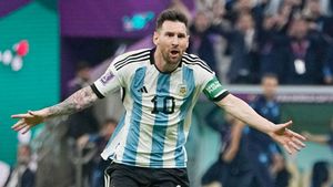Lionel Messi scores fastest goal in his career with a stunner against Australia - Watch