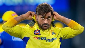 MS Dhoni's first appearance after knee surgery goes viral: 'We are always running for thrill of it'