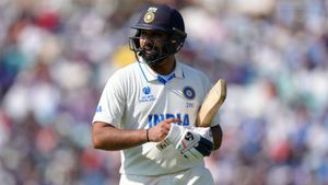 WTC Final 2023: Why Rohit Sharma why? Fans left hurting after Rohit Sharma, Pujara depart one after other