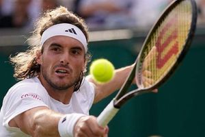Stefanos Tsitsipas sets up Andy Murray blockbuster with epic five-set win