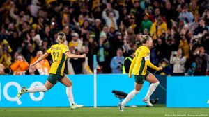 World Cup: Kerr-less Australia sneak past Ireland