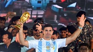 'Will bring Lionel Messi with me to Kolkata next time,' promises Emiliano Martinez