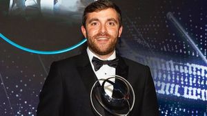 REVEALED! How much money transferguru Fabrizio Romano makes from Twitter per year?