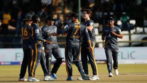 Zim Afro T10: Harare Hurricanes win a thriller over Joburg Buffaloes