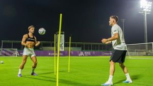 Manchester City star visits Dubai and trains at its Outdoor Stadiums