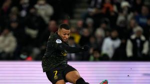 Saudi Club submits world record Rs 2719.48 crore bid for Kylian Mbappe
