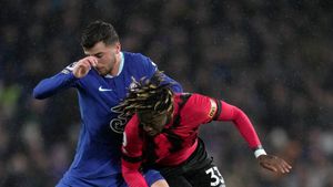 Mason Mount joins Manchester United after £60 million transfer from Chelsea