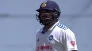 IND vs WI: Watch - Virat Kohli, Rahul Dravid, Ravindra Jadeja laud Rohit Sharma's 10th Test hundred