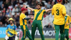 T20 Blast 2023: Pakistan's Shaheen Afridi rattles Warwickshire with four wickets in first over - Watch video