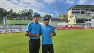 Ishan Kishan warns Yashasvi Jaiswal of Rohit Sharma's 'Gaali' in hilarious talk - [Watch]