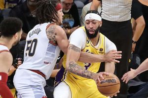 NBA: Anthony Davis, Lakers agree to 3-year, $186M contract extension