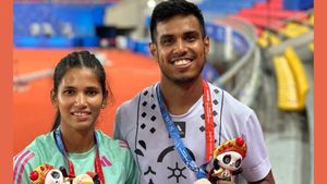 Jyothi Yarraji wins India's first ever 100m hurdles medal in WUG; Amlan Borgohain wins 200m hurdles bronze