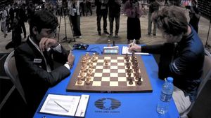 FIDE World Cup 2023 Final: R Praggnanandhaa plays a draw with Magnus Carlsen in round one