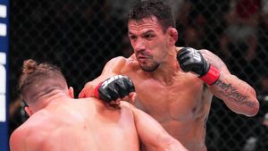 Road To UFC Season 2: Rafael Dos Anjos Picks Lightweight Semi-Final Favourites