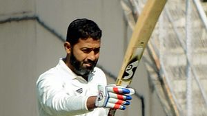 'Bat first surface,' says Wasim Jaffer as India's Chandrayaan-3 sends pictures after landing on Moon