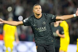 Kylian Mbappe helps Paris St Germain to victory against Borussia Dortmund
