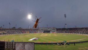 PAK vs BAN: 'Aur inko Asia Cup host karna hai!' - Meme fest as Lahore match stops due to floodlight failure