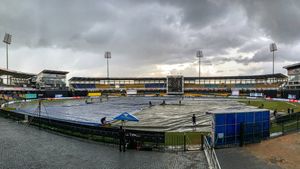 India vs Pakistan Asia Cup 2023 Super 4 Weather Updates: Rain Forces Play Into Reserve Day, India To Resume Batting on September 11
