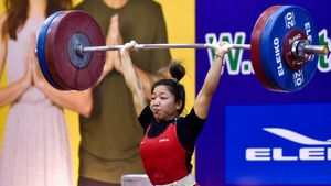 Clock ticking as 90kg snatch lift continues to elude Mirabai Chanu