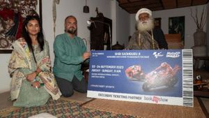 MotoGP Bharat: Sadhguru’s passion for bikes and nature takes center stage at opening ceremony