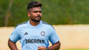IND vs AUS: Sanju Samson ignored by Ajit Agarkar despite career average of 55.71, two half-centuries in last 6 ODI innings