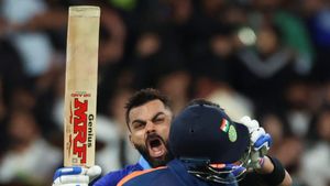 IND vs PAK: Sanjay Bangar predicts Virat Kohli's shots vs Shaheen Afridi, Haris Rauf, Naseem Shah, Shadab Khan