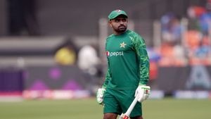 IND vs PAK, World Cup 2023: Did Babar Azam edge the ball as KL Rahul and India never appealed?