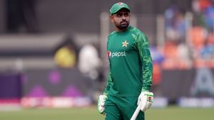 Shahid Afridi lashes out at Babar Azam, questions Pakistan captain's tactics on field: 'It's his job to...'