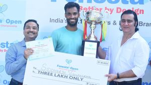 28th Fenesta Open National Tennis Championship: Siddharth, Rashmikaa crowned champions