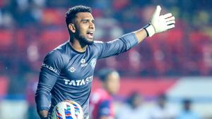 NorthEast United vs Jamshedpur FC Highlights, ISL 2023-24: NEUFC 2-1 JFC at FT, Miguel Zabaco sparks memorable comeback with owner John Abraham in attendance