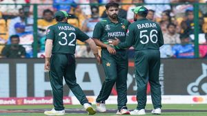 World Cup 2023: Aakash Chopra brutally trolls Pakistan amid hapless bowling against Australia