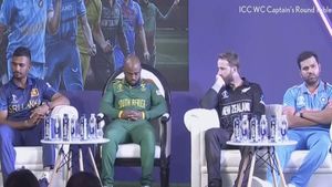 World Cup 2023: Temba Bavuma's picture 'sleeping' at Captains' Day event goes viral, South Africa captain responds