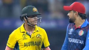 World Cup 2023: Rashid Khan, David Warner gets into heated argument during AUS vs AFG match