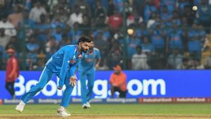 How many wickets Virat Kohli has in ODIs? Who are his ODI wickets?