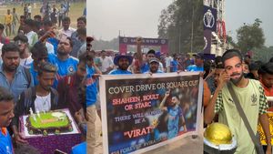 Exclusive! Virat Kohli Turns 35: Cakes, Masks and Viraaaaaat-Viraaaaat - How Kolkata Celebrates King Kohli's Birthday