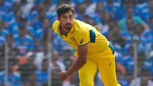 Mitchell Starc IPL 2024 Team: CSK, RCB Or MI - Who Will Bid For Australian Pacer In Auction?