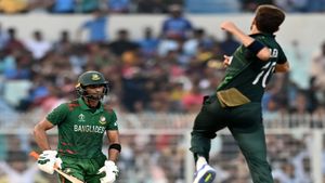 Aakash Chopra in awe of Shaheen Afridi's one delivery which cleaned up Mahmudullah
