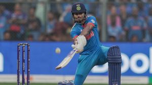 IND vs SL: Local boy Shreyas Iyer sets Wankhede Stadium on fire with 56-ball 82, fans call himself selfless
