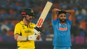 Virat Kohli, Rohit Sharma, Mohammed Siraj distraught as India lose World Cup 2023 Final - Watch