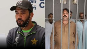 Pakistan cricketer exposes Police Extortion in Sindh, four cops arrested and two suspended