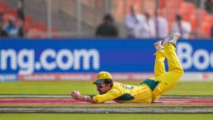 IND vs AUS, World Cup 2023 Final: Travis Head Takes Kapil Dev-Like Catch To Send Rohit Sharma Packing - Watch