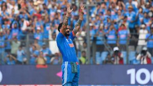 IND vs NZ: Fans react after Virat Kohli bows to Sachin Tendulkar, sends flying kiss to Anushka after 50th hundred