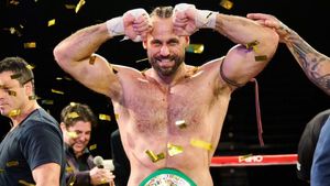 ONE Fight Night 17: Alex Roberts Eyes Victory Over Roman Kryklia To Capture Inaugural Heavyweight Muay Thai World Title