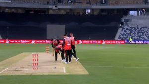 BBL 2023 match between Melbourne Renegades And Perth Scorchers Abandoned Due To 'Dangerous' Pitch