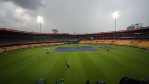 India vs Australia 5th T20I: M Chinnaswamy Stadium, Bengaluru Pitch Report, Weather Forecast & Records