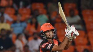 IPL 2024: Mayank Agarwal going to LSG to play alongside Karnataka teammates KL Rahul, Devdutt Padikkal?