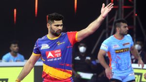 Pardeep Narwal Aims for 100th Super 10 in Pro Kabaddi League This Season