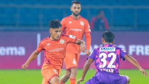ISL Match Result: Punjab FC beat Kerala Blasters 1-0; Dimitrios Diamantakos seals win from spot