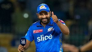 'A huge mistake, Worst, Ungrateful': Netizens bash Mumbai Indians for removing Rohit Sharma as captain in IPL 2024