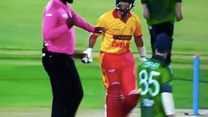 Sikandar Raza fumes with anger, Threatens To Hit Ireland's Curtis Campher and Joshua Little With Bat